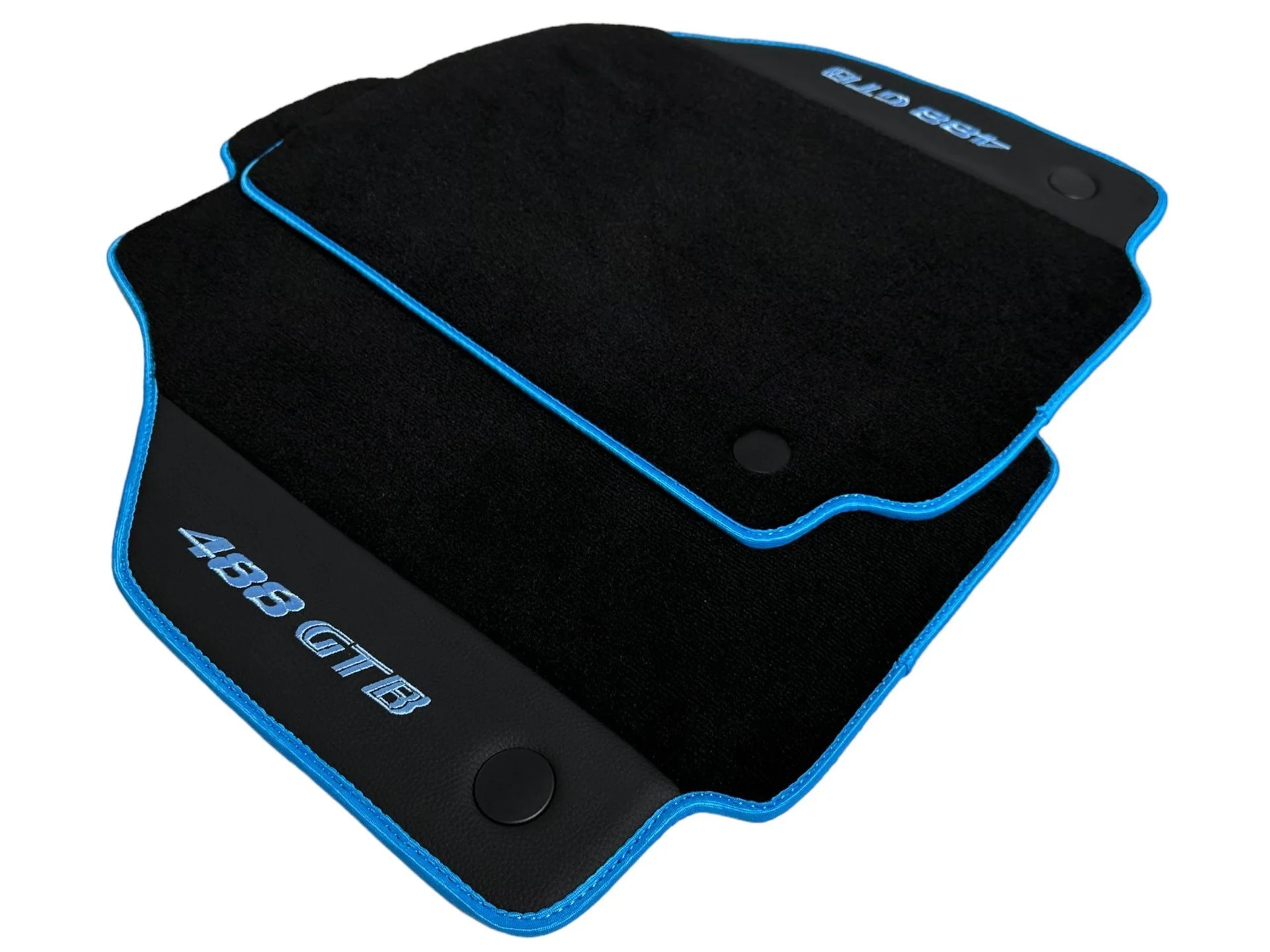 法拉利488專用地墊,優質定制,精確合身,配有時尚藍色邊飾,增添風格。